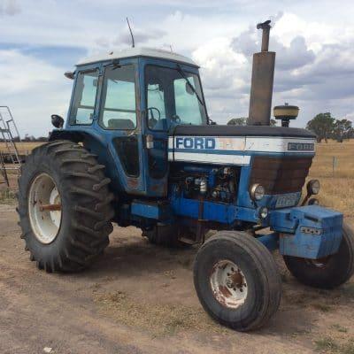 FORD TW10 2WD tractor