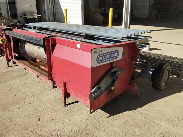 Phillips TR10 harvester front