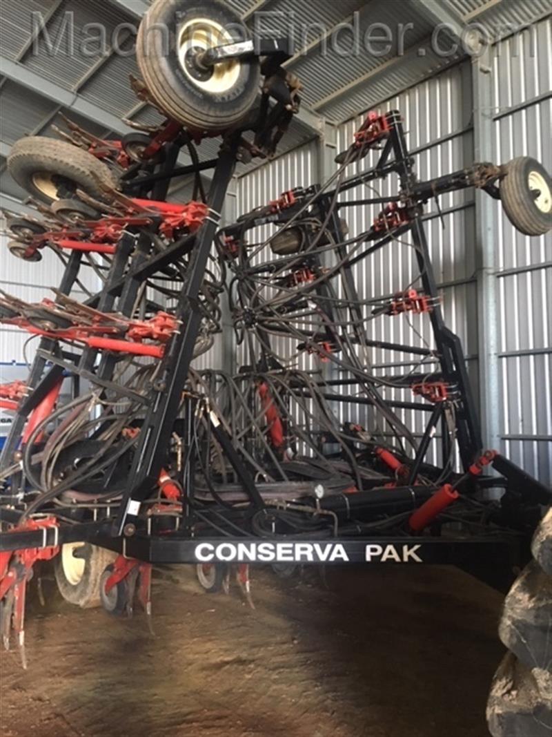 Conservapak 3912 airseeder, Seeding Tillage Conserva Pak, Canada SA Power Farming