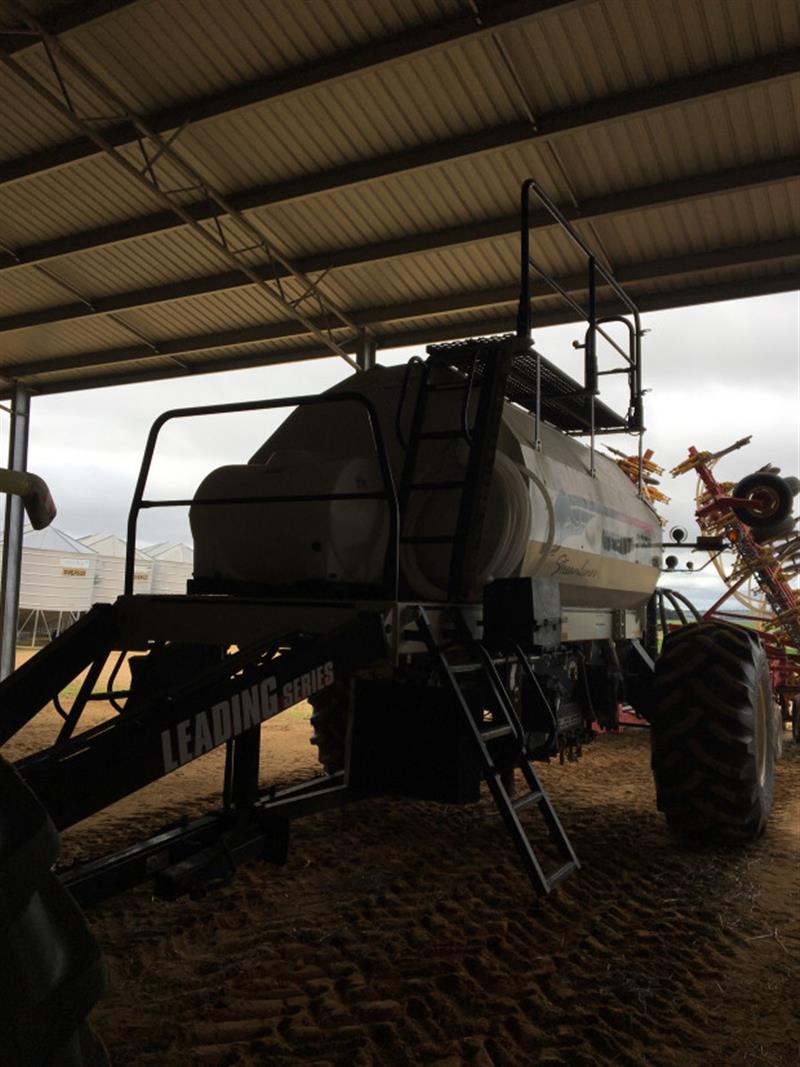 Bourgault 6350 Air Seeder Cart, Seeding Tillage Bourgault SA, Power