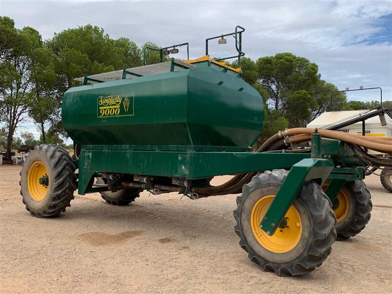 Simplicity TQC 3 9000Lt Air Cart Ezee On 3500 42ft Bar Seeding