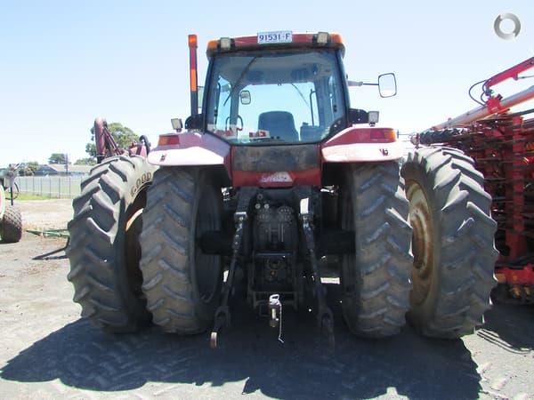 Photo 4. Case IH Magnum 285 tractor