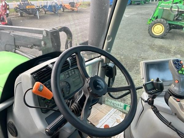 Photo 4. Deutz Agrotron TTV 610 tractor