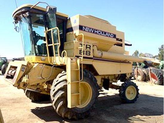 New Holland TR88 combine harvester