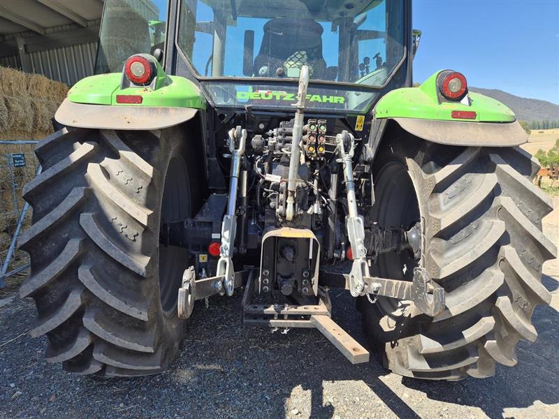 Photo 2. Deutz-Fahr 5125 G HD tractor