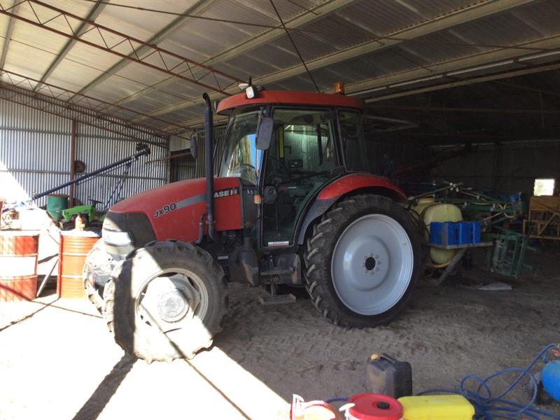 Photo 2. Case IH JX90 tractor