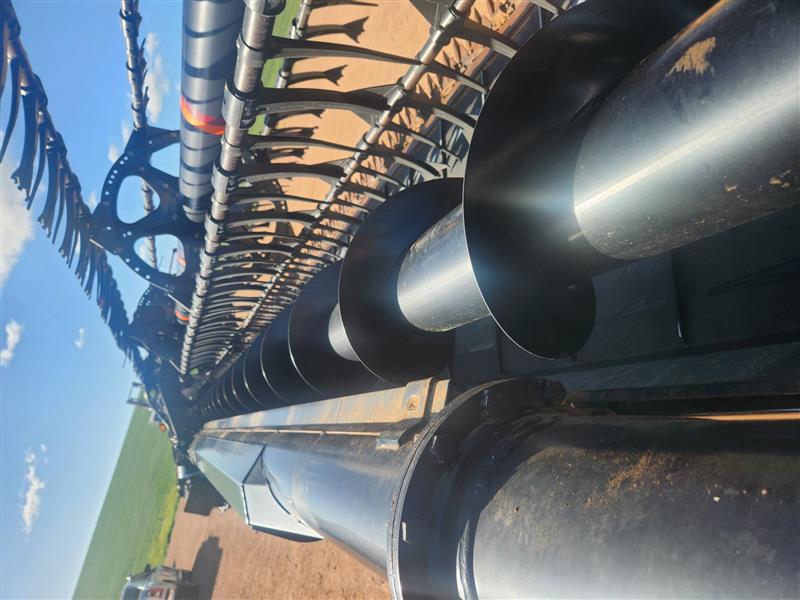 Photo 4. MacDon D65 Draper Front 40ft