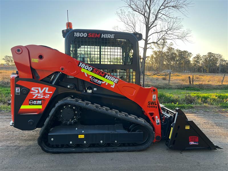 Photo 2. Kubota SVL75-2 tracked skid steer loader