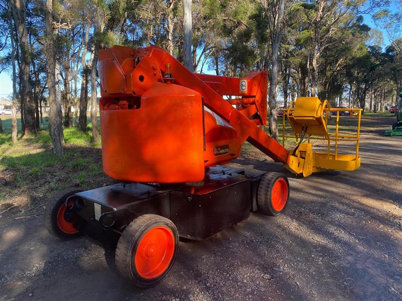 Photo 5. JLG N40E electric 12.2M boom scissor lift elevated work platform