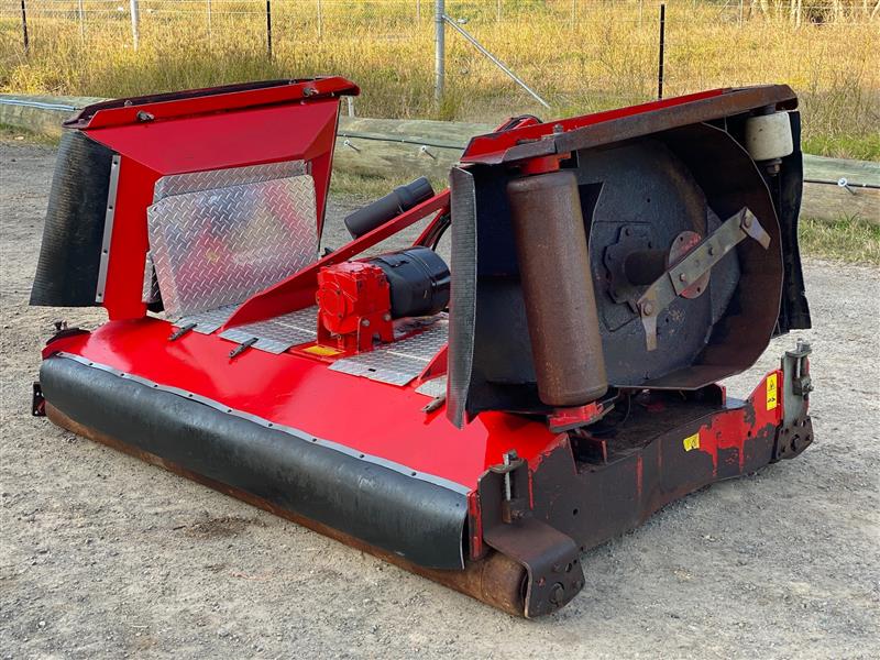 Photo 5. Howard Trimax Stealth S3 11ft/3.4m slasher