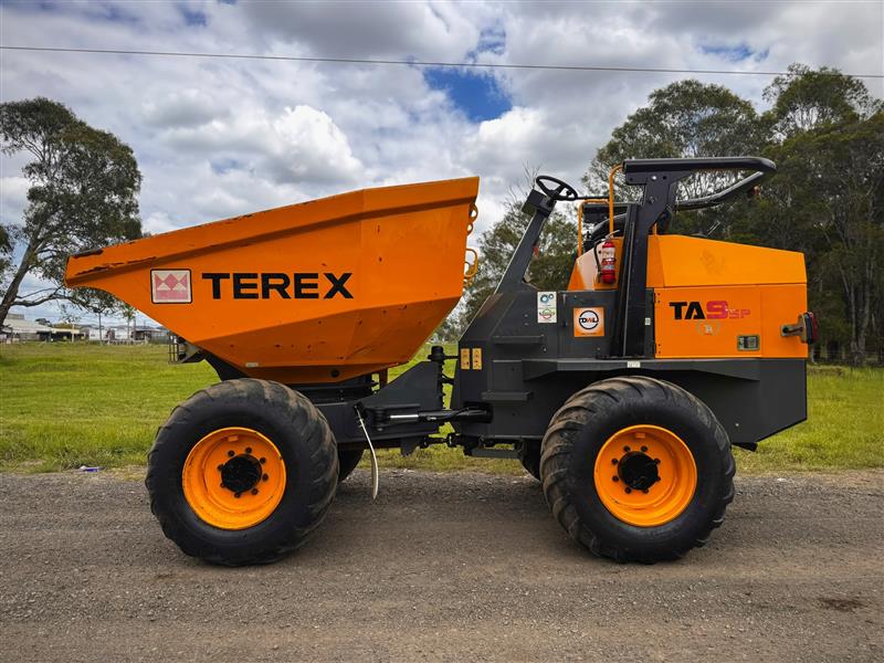 Photo 5. Terex TA9 SP 9 tonne articulated all terrain carrier dumper