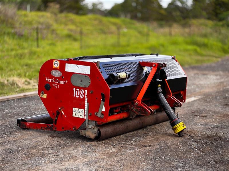 Photo 4. Verti Drain 7521 pto linkage tractor aerator