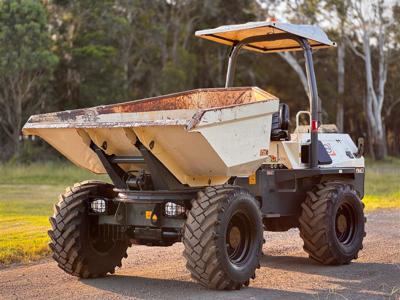 Photo 3. Terex TA6S 6T articulated all terrain carrier Dumper