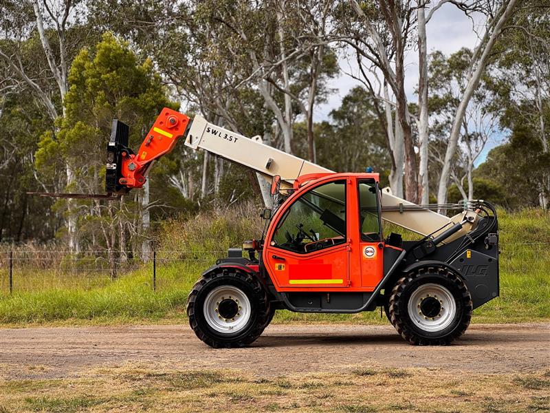 Photo 4. JLG 3509 3.5T 9M telehandler