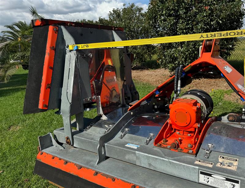 Photo 4. Howard Condor RLM 350 slasher