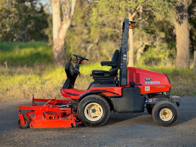 Photo 5. Kubota F3690 72inch diesel out front deck ride on lawn mower