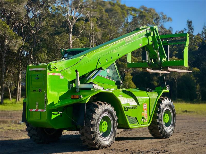 Photo 2. Merlo P101.10K 10T 10M telescopic handler
