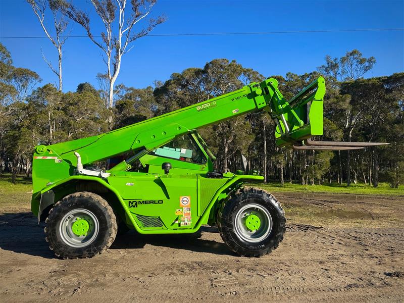 Photo 3. Merlo P101.10K 10T 10M telescopic handler