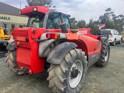 Photo 2. Manitou MLT-X735 T LSU telehandler