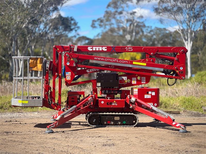 Photo 5. CMC S15 15M spider lift all terrain scissor lift work platform