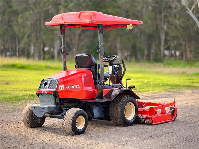 Photo 3. Kubota F3690 72 inch diesel out front deck ride on lawn mower
