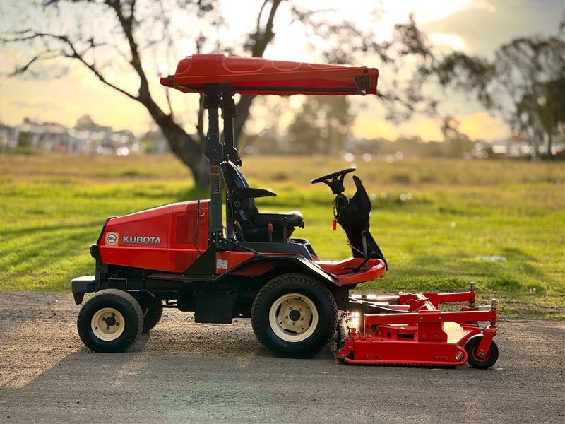 Photo 4. Kubota F3690 72 inch diesel out front deck ride on lawn mower