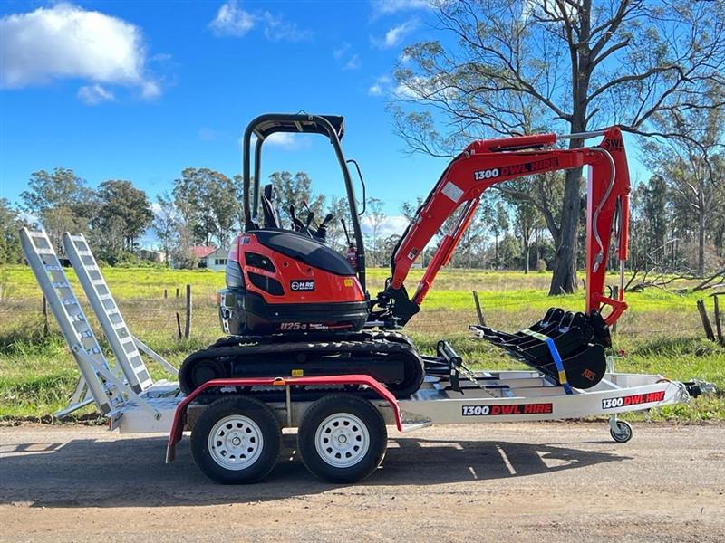 Photo 4. Kubota U35-4 3.5T excavator