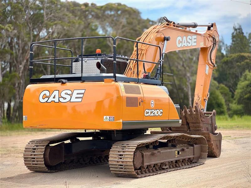 Photo 3. Case CX210C 21T excavator