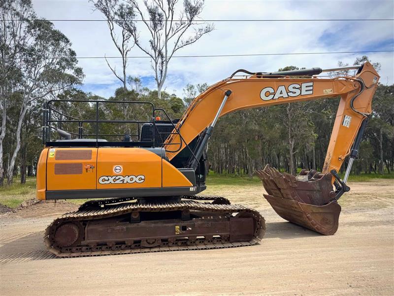 Photo 5. Case CX210C 21T excavator