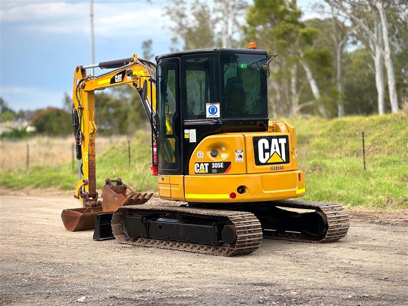 Photo 3. Caterpillar 305E 5.1T excavator