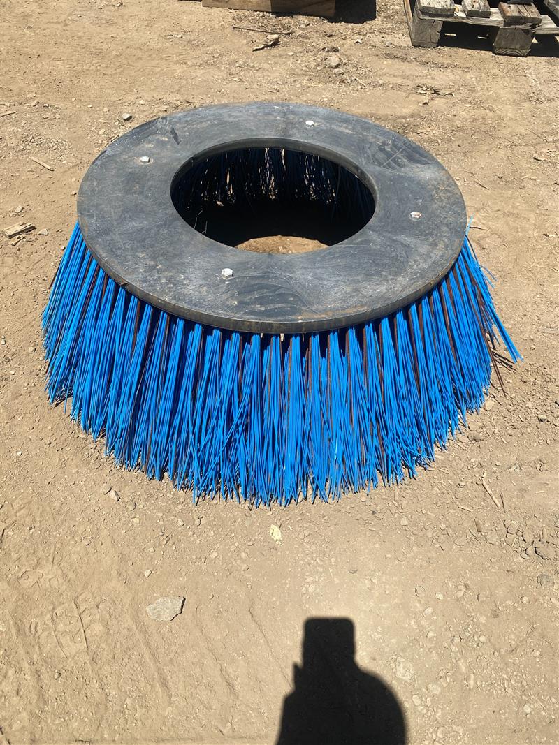 Photo 3. 10 Spare Gutter Crush sets (20 unit)