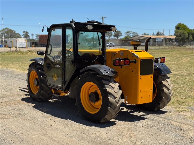 Photo 2. JCB 527-58 5.8M/2.7T telehandler