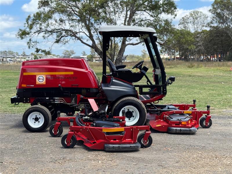 Photo 3. Toro Groundsmaster 5900 wide area ride on diesel commercial lawn mower