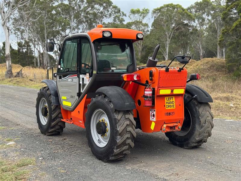 Photo 3. Manitou MT-X 732 3.2T 7m telehandler