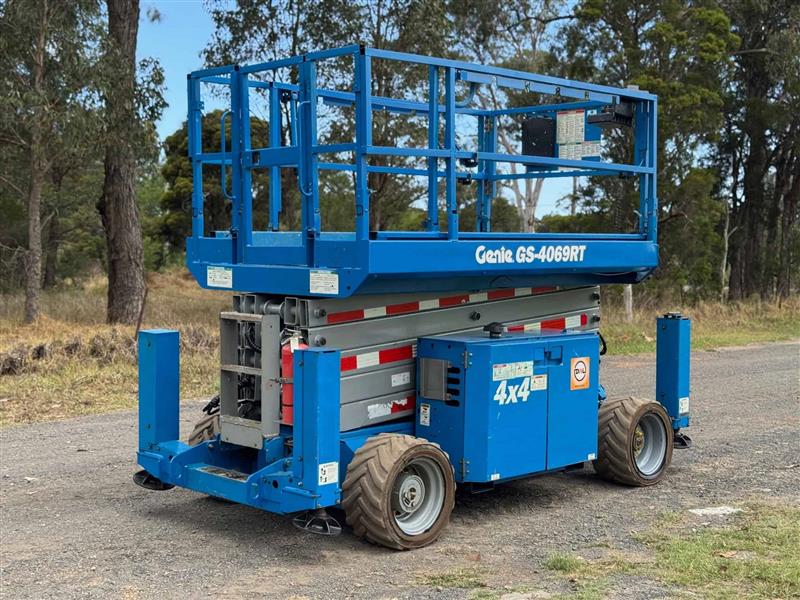 Photo 3. Genie GS4069RT 14.3M all terrain diesel scissor lift elevated work platform