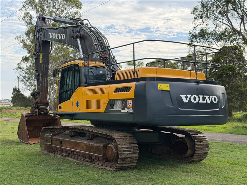 Photo 2. Volvo EC480DL 48T excavator