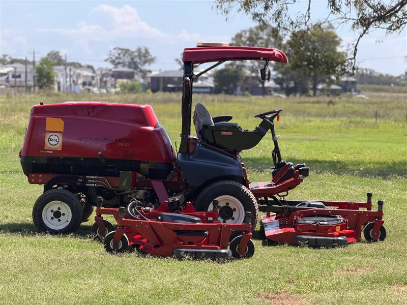 Photo 3. Toro Groundsmaster 5900 wide area ride on diesel commercial lawn mower