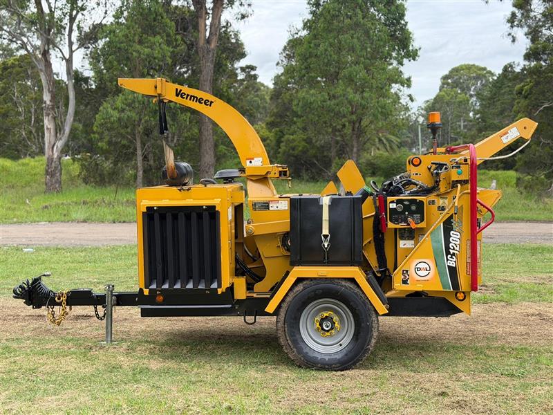 Photo 4. Vermeer BC1200XL commercial diesel wood chipper shredder mulcher