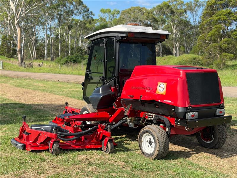 Photo 4. Toro Groundsmaster 5910 diesel commercial ride on lawn mower