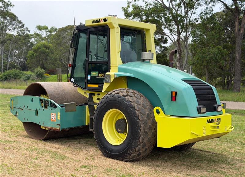Photo 4. Ammann ASC130 12.5T smooth drum roller