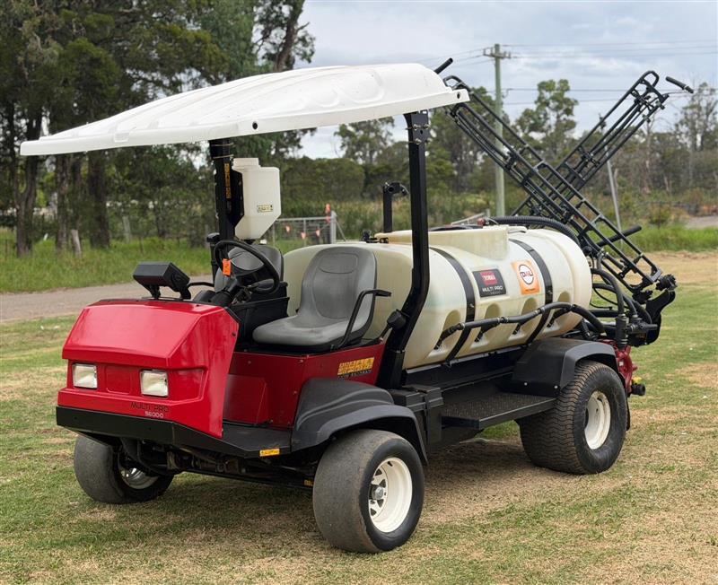 Photo 4. Toro Multipro 5800D 6.25M boom chemical grass lawn pesticide sprayer