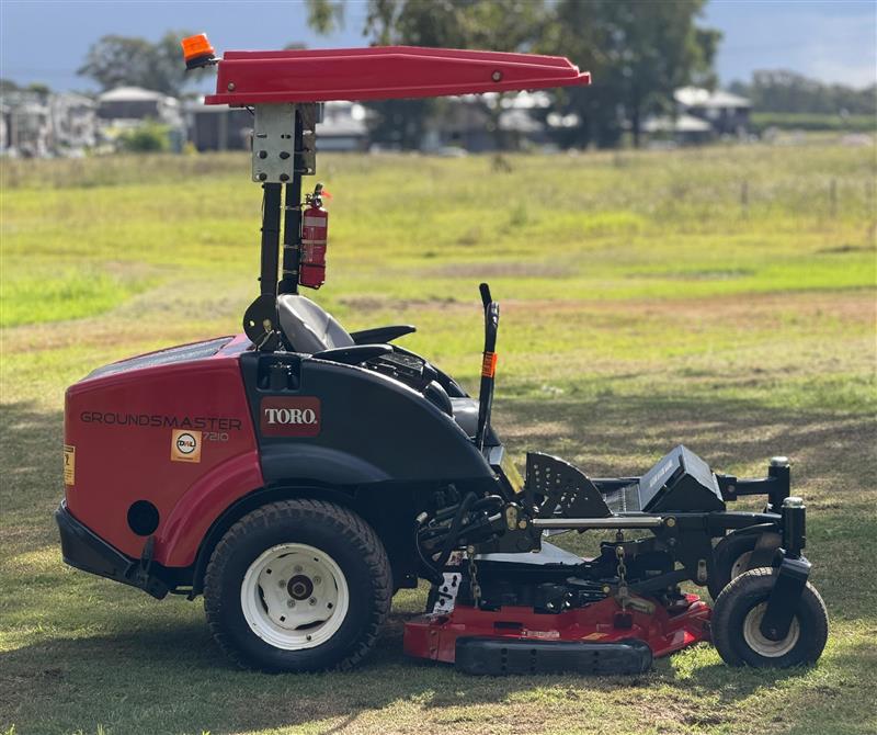 Photo 3. Toro Groundsmaster 721p diesel commercial zero turn ride on lawn mower