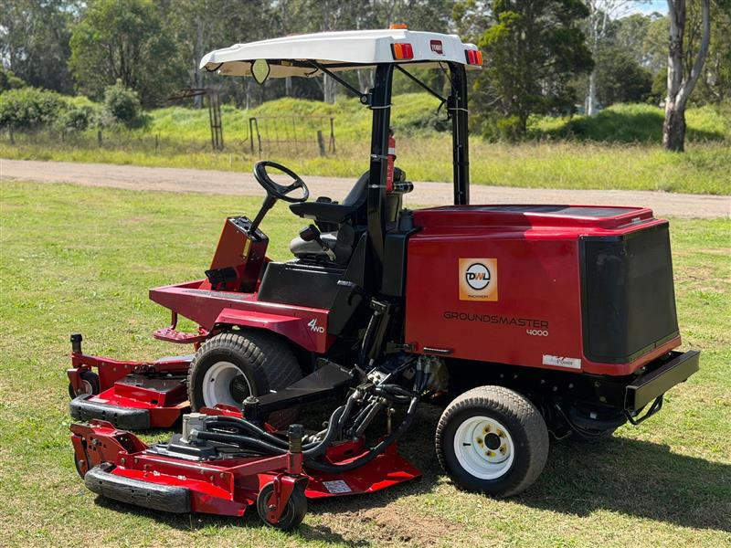 Photo 5. Toro Groundsmaster 4000D diesel ride on lawn mower
