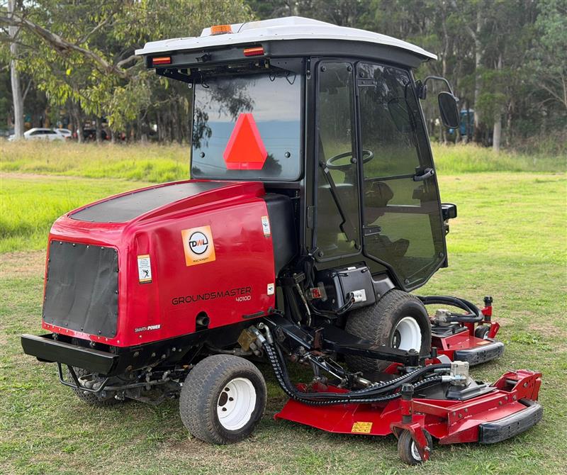 Photo 2. Toro Groundsmaster 4010D wide area ride on diesel commercial lawn mower