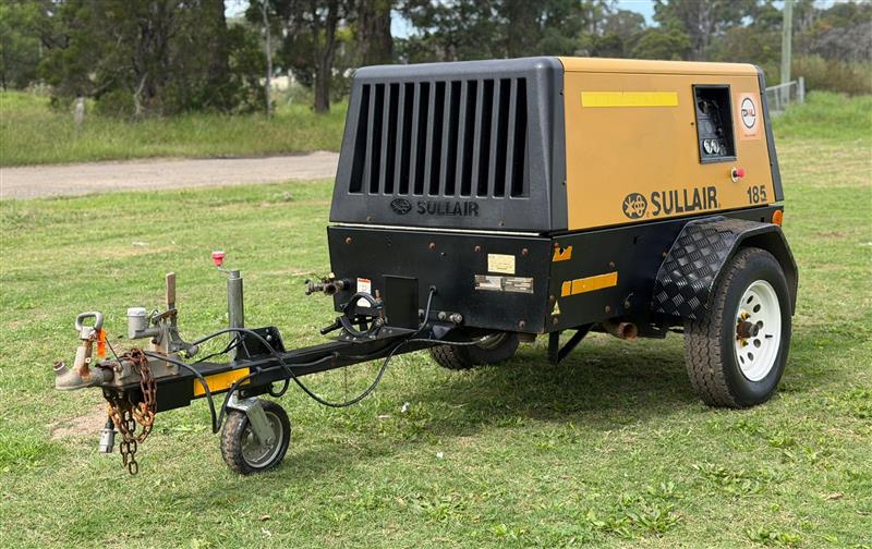 Photo 3. Sullair 185DPQ 185CDM air compressor