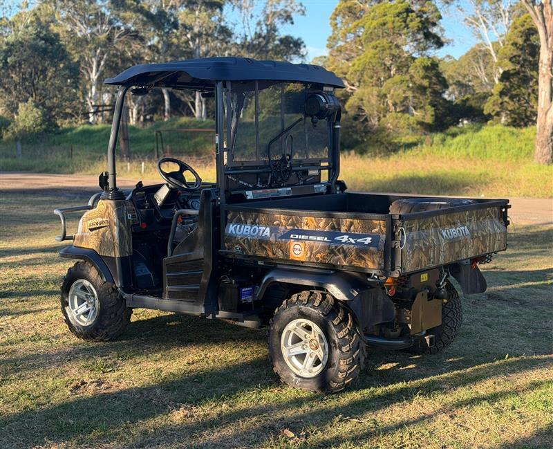 Photo 3. Kubota RTV900 diesel buggy atv