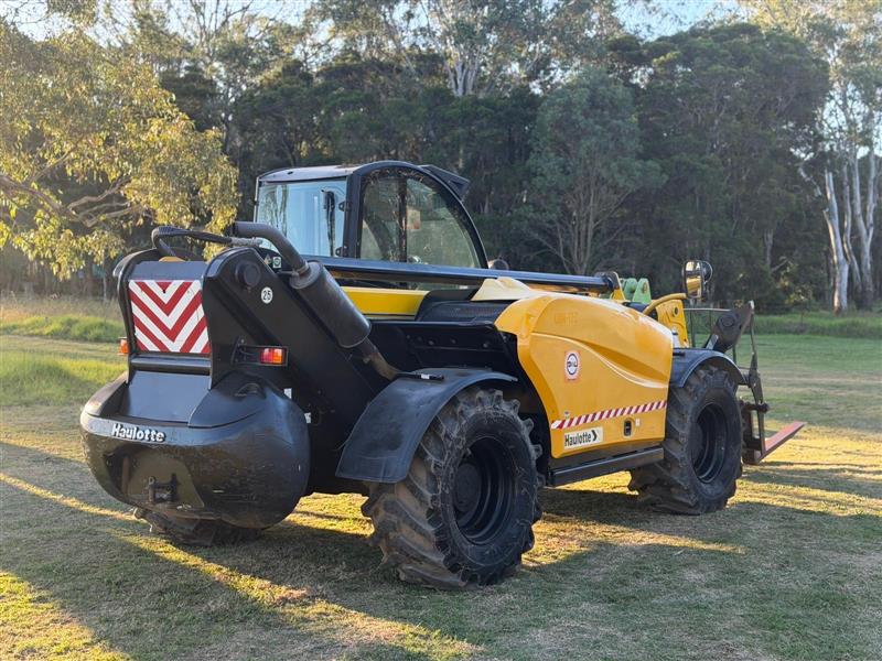 Photo 2. Haulotte HTL 4014 4T 14m telehandler