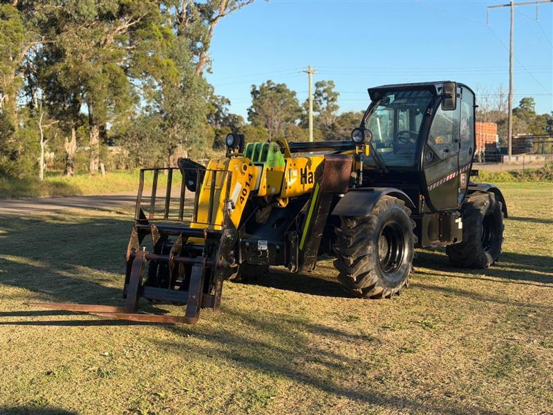 Photo 4. Haulotte HTL 4014 4T 14m telehandler