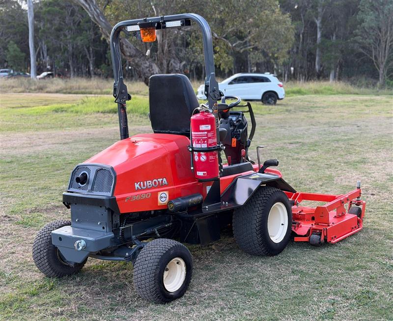 Photo 4. Kubota F3690 72inch diesel out front deck ride on lawn mower