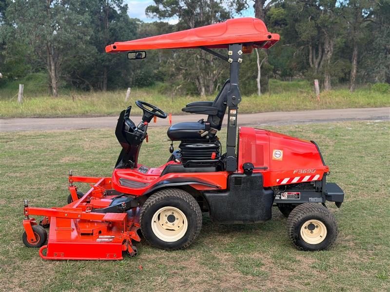 Photo 5. Kubota F3690 72inch diesel out front deck ride on lawn mower